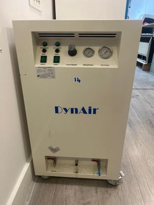 2 compresseurs DYNAIR DA 7200 CS DOSSIER 1: MATERIEL DENTAIR…