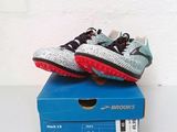 nike air zoom flyknit running shoes size 11 5