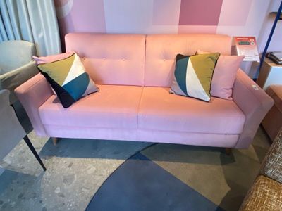 Canapé NORDIC convertible. Sommier acier renforcé et matelas…