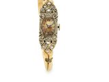 une montre-bracelet de femme ornée de diamants