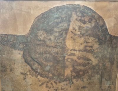 une image d'un tableau sur le mur d'un bâtiment