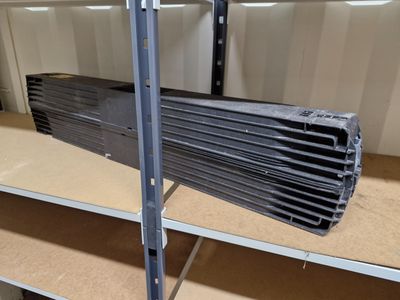 an image of a heat plate on a shelf in a room