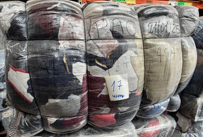 Balle de vêtements d'occasion – poids total env.
