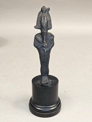 EGYPTE. Osiris. Sujet en bronze.