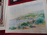 une photo d'une photo d'une aquarelle et une photo d'une bouteille de vin