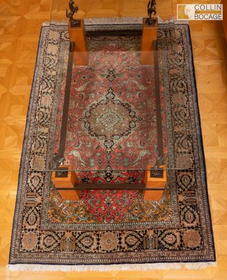 IRAN XXème siècle Tapis rectangulaire, fond rose