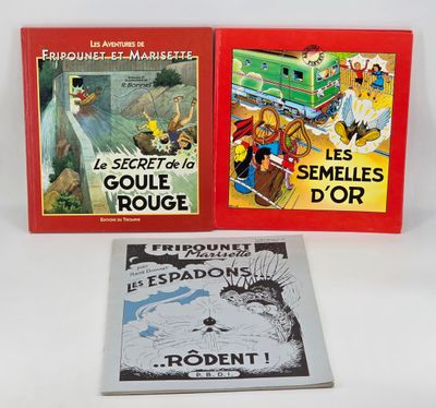 Trois livres pour enfants sont posés sur une table devant un fond blanc