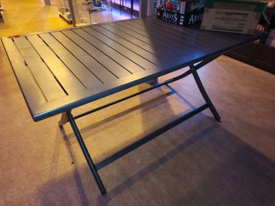 a table that is sitting in the middle of a room