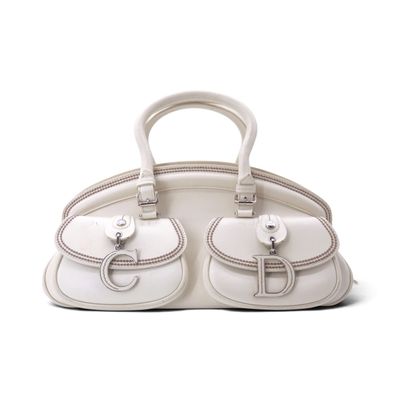 Sac à main Christian Dior en cuir blanc avec finitions argentées