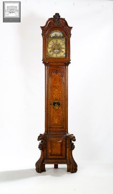 Importante Horloge de parquet en partie XVIIIe en bois natur…