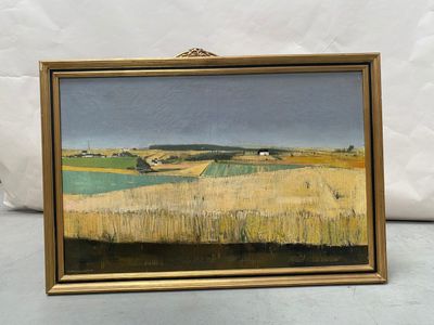 une peinture à l'huile d'un champ avec une maison au loin