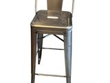 tabouret de bar en métal argenté avec dossier et accoudoirs