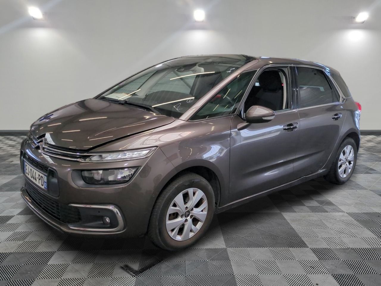 CITROEN - C4 PICASSO PURETECH 130 SS EAT6 FEEL - ES - Mise e…