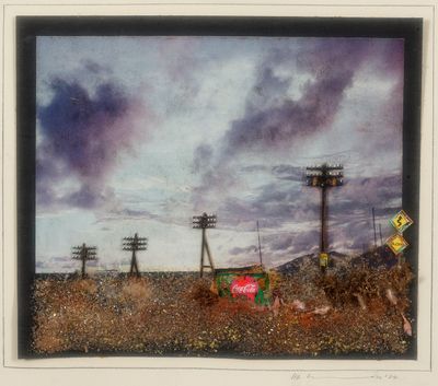 une photo d'un tableau représentant un champ avec des lignes électriques
