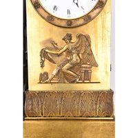 GRANDE PENDULE EMPIRE en bronze à double patine brune et dor… (photo 3)