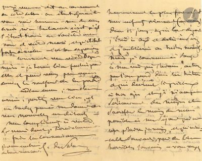 lettre manuscrite écrite à l'encre noire sur une feuille de papier