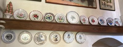 Assiettes en faience, une vingtaine, retrait à Bretenoux - 4…