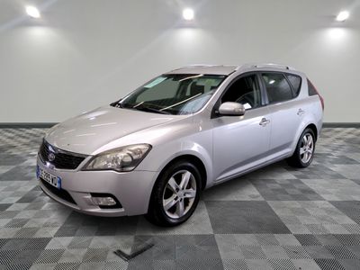 KIA - CEE'D SW 1.6 CRDI 90 ACTIVE - GO - Mise en service: 04/05/2012 -