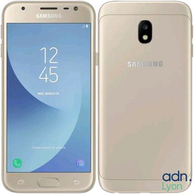 l'avant et l'arrière d'un Samsung Galaxy J2
