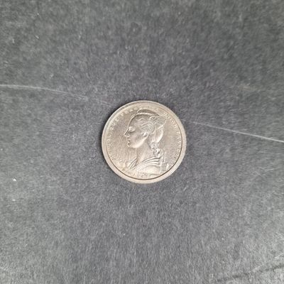 1 Franc Madagascar 1948 Essai (poids : 5,3 g, 28 mm)