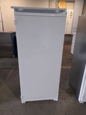 9 / Réfrigérateur / Congélateur 1 porte (armoire) inté…