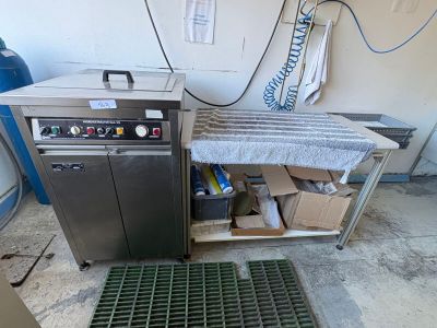 Bain de séchage inox IDROESTATTORE MAD N2. On joint une table rectangu - Photo 1