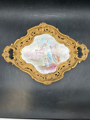 a picture of a painting on the wall of a room