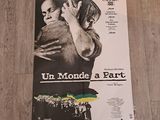 affiche française du film « Un monde à part »