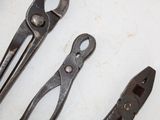 a lot of tools that are laying on a table