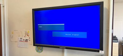 1 Moniteur Samsung 46 Pouces Tres Ancien Modele, Avec Suppor…