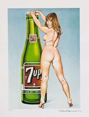 un tableau représentant une femme nue debout à côté d'une bouteille de 7up