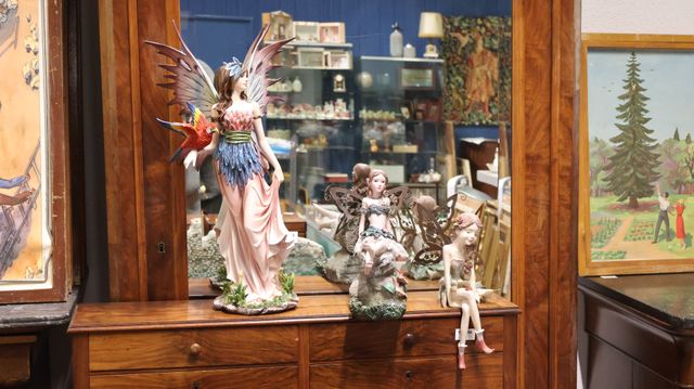 Lot de 3 objets décoratifs en résine