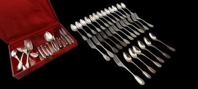 CHRISTOFLE. 13 couverts et une fourchette supplémentaire et … - Photo 1