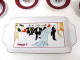 a platter with a picture of a couple on it
