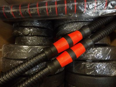 Lot d'haltères en plastique - différents poids : 2.5 kg / 1.5kg / 1kg  - Photo 1