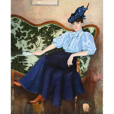 une peinture à l'huile représentant une femme assise sur un canapé, coiffée d'un chapeau bleu