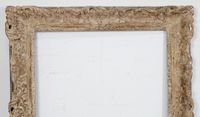 Grand cadre en bois sculpté XVIIIè, traces de dorure, petits… (photo 3)