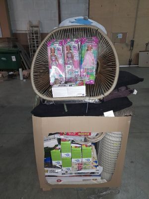 a basket that is sitting on top of a cardboard box