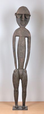 Statue d’ancêtre féminin Nogwi - Peuple Nokuma, en bois scul…