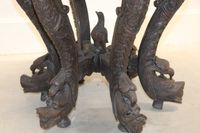 Guéridon rond bas à six pieds en bois dur richement sculpté … (photo 3)