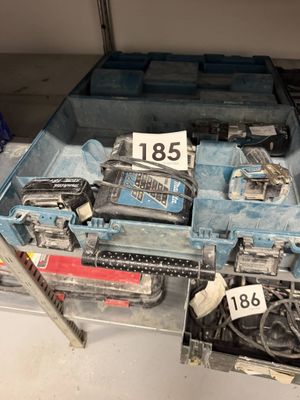 many tools that are sitting in a blue box