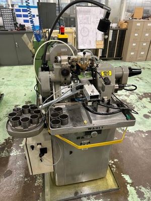l'image d'une machine installée dans une pièce