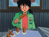 dessin représentant une femme tenant un hot-dog sur un bâtonnet devant un plateau de hot-dogs