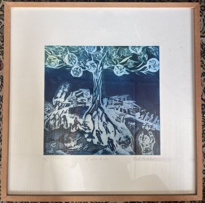 tableau représentant un arbre, encadré dans un cadre en bois et accroché au mur
