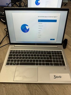 1 Ordinateur portable HP ProBook 450 G9 (avec chargeur) - Photo 1