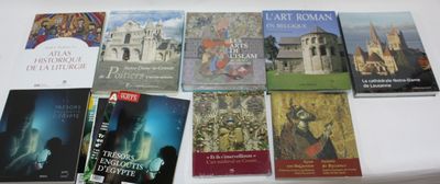 [BEAUX ARTS]. 8 volumes Notre-Dame La Grande de Poitiers ; L…