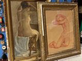 tableau représentant une femme assise sur un tabouret à côté d'un tableau représentant une femme assise sur un tabouret