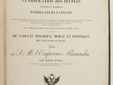 un livre ouvert sur lequel figure l'image d'un aigle