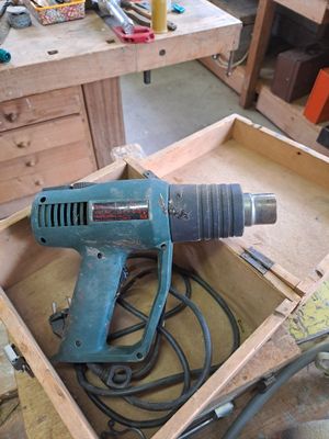 Décapeur thermique METABO Hg E 1600 sur câble secteur.
