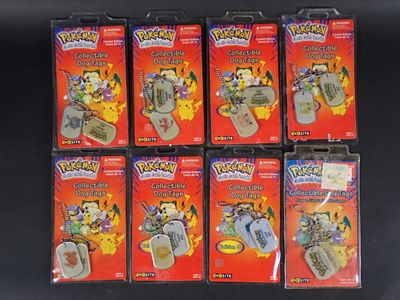 Toysite & Pokemon Ensemble de 8 set dog tag